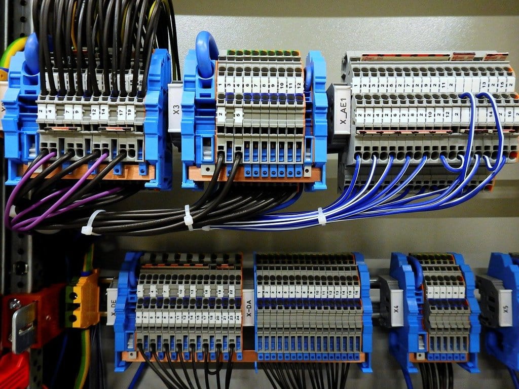 Votre référence en maintenance haute tension : découvrez TGBT